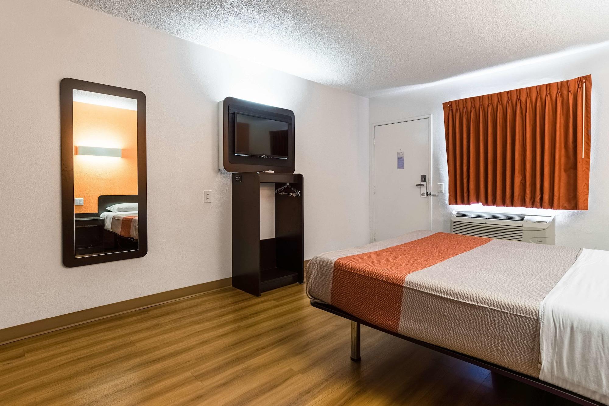 6-long Beach, Ca - International 2*