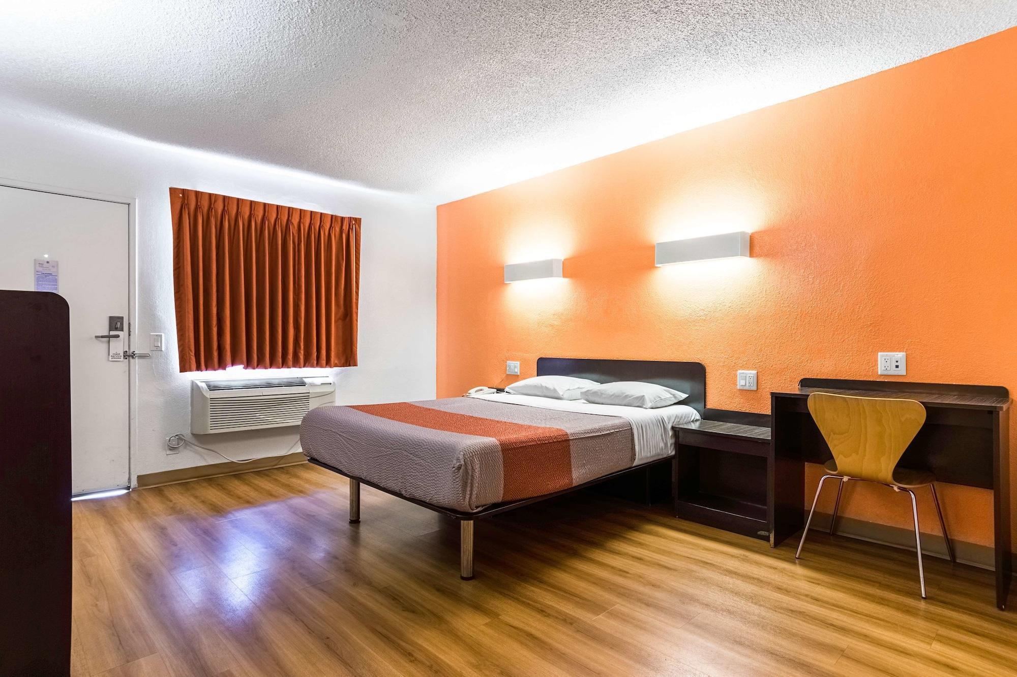 6-long Beach, Ca - International 2*