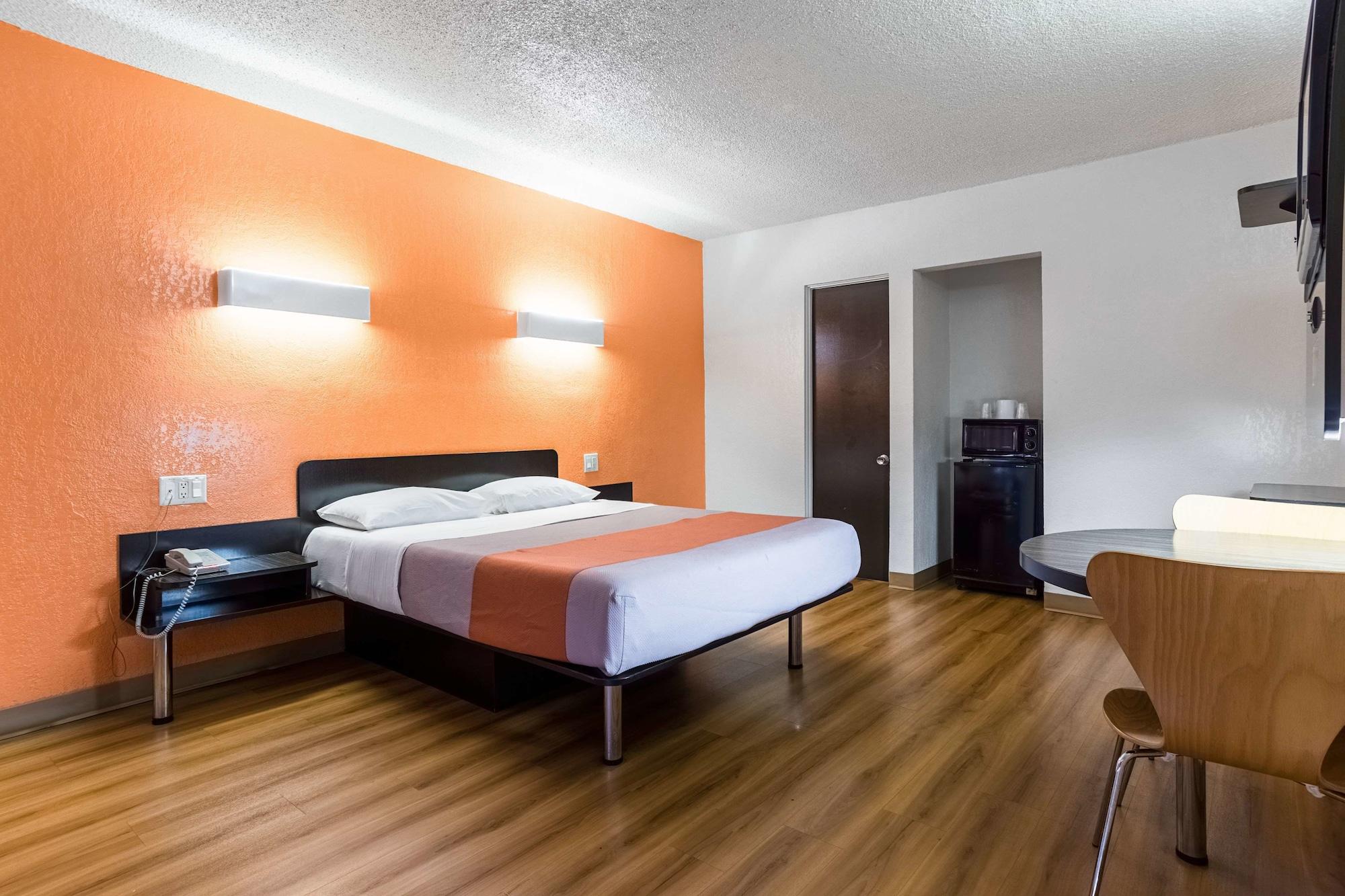 6-long Beach, Ca - International Hotel 2*