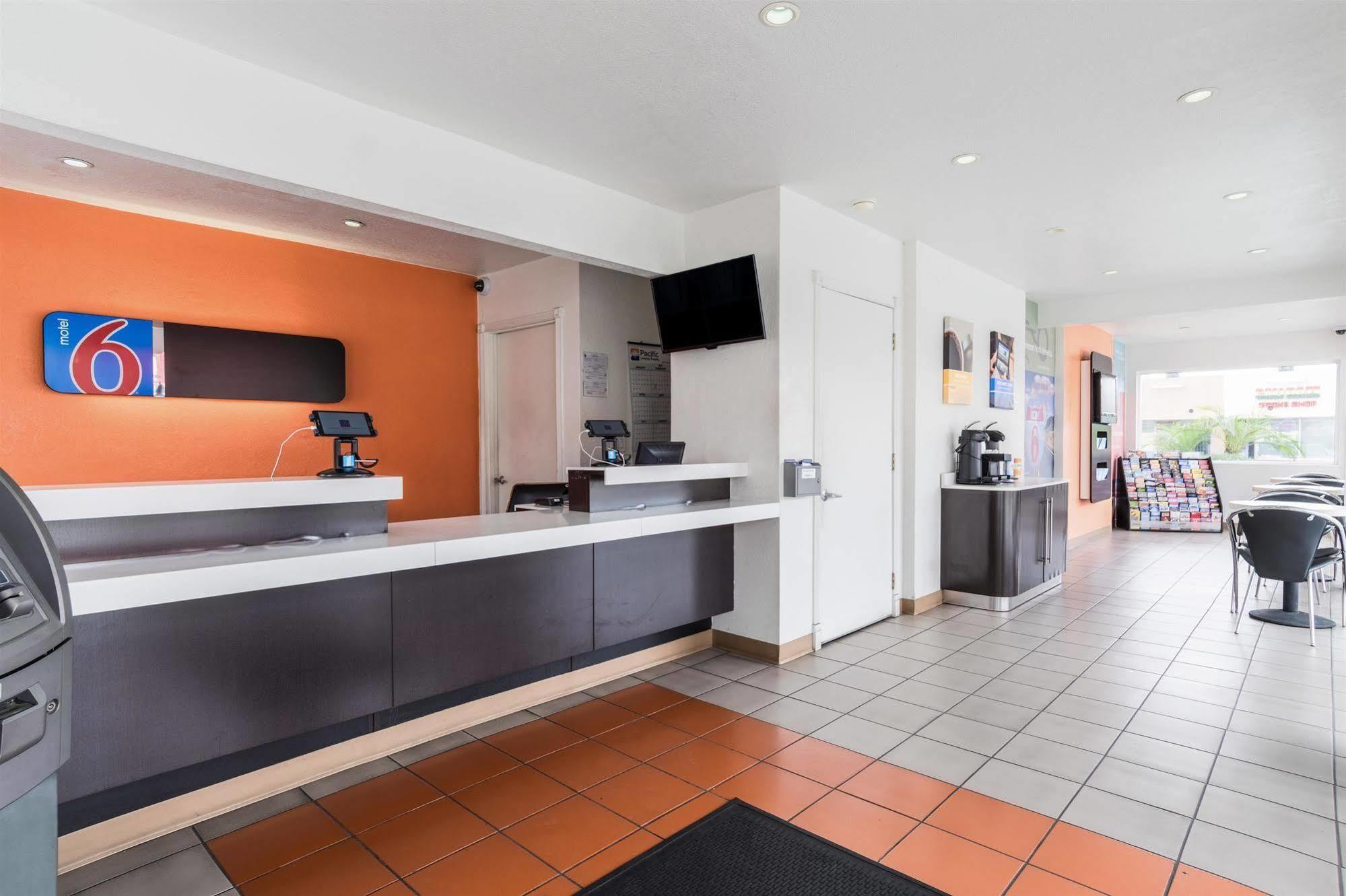 6-long Beach, Ca - International Hotel 2*