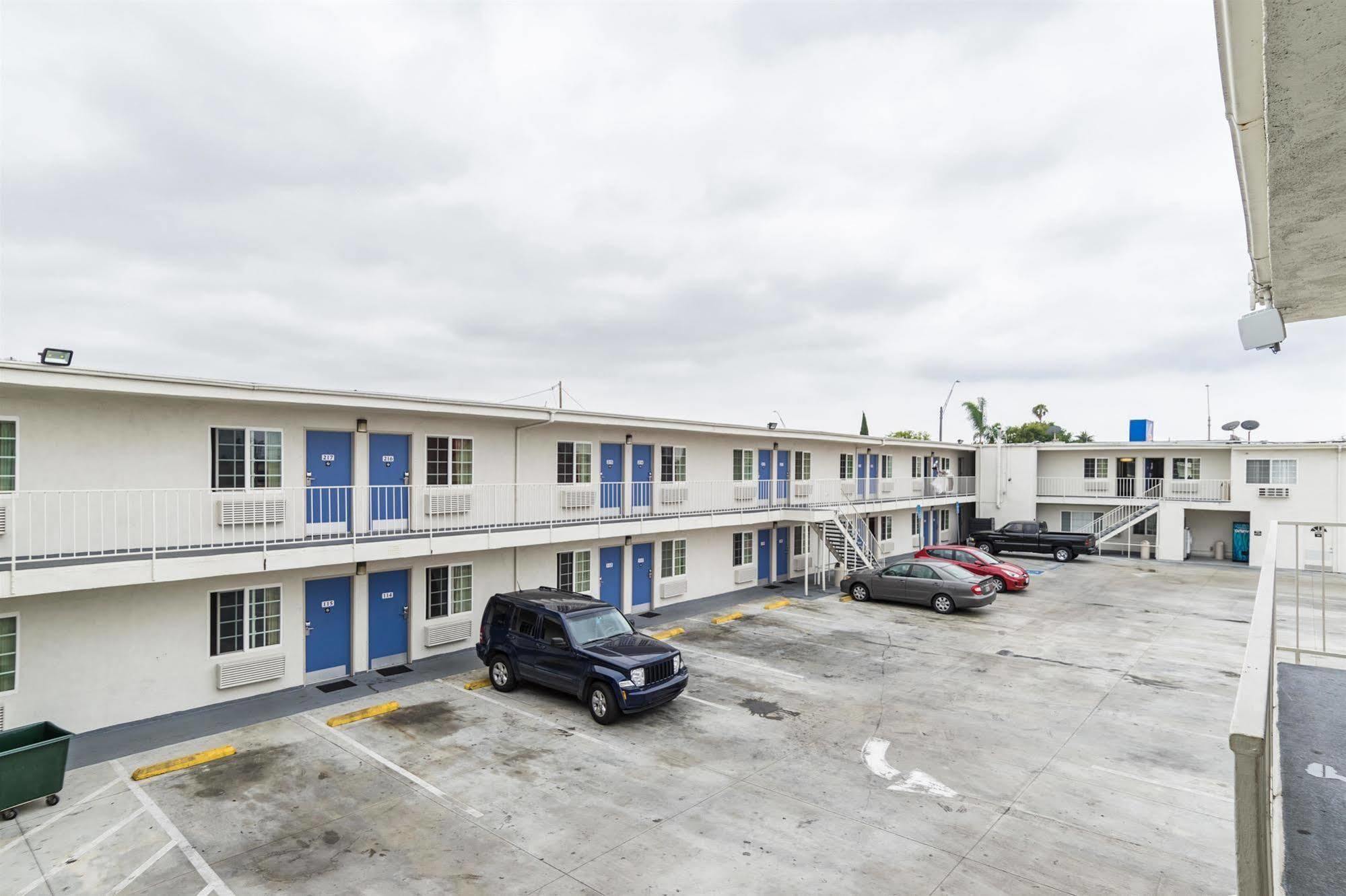 6-long Beach, Ca - International 3* Long Beach