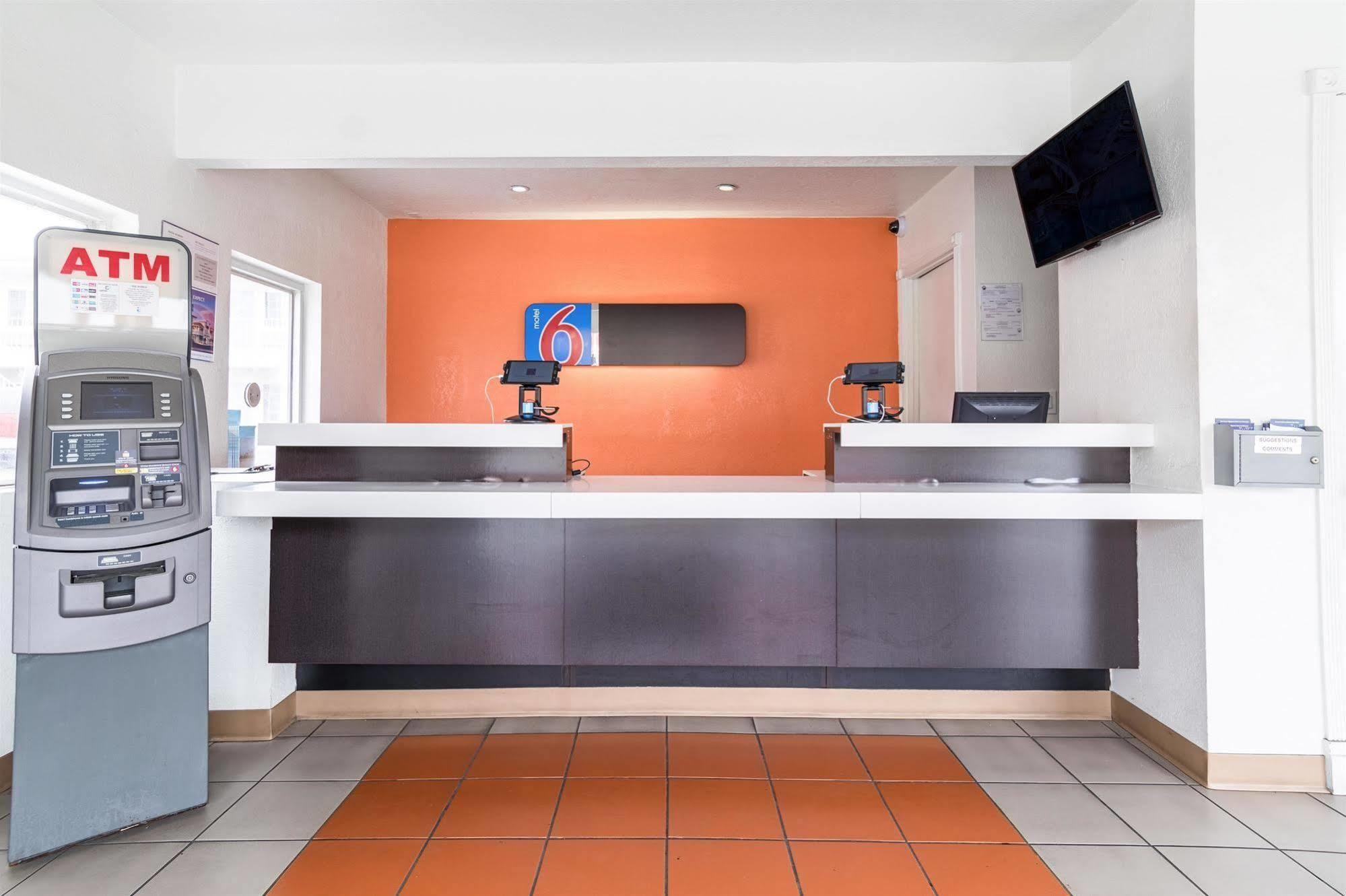 6-long Beach, Ca - International 3* Long Beach